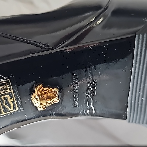 Versace Aevitas Pointy Boots - Picture 3 of 7